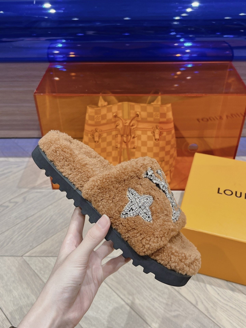 Louis Vuitton Slippers